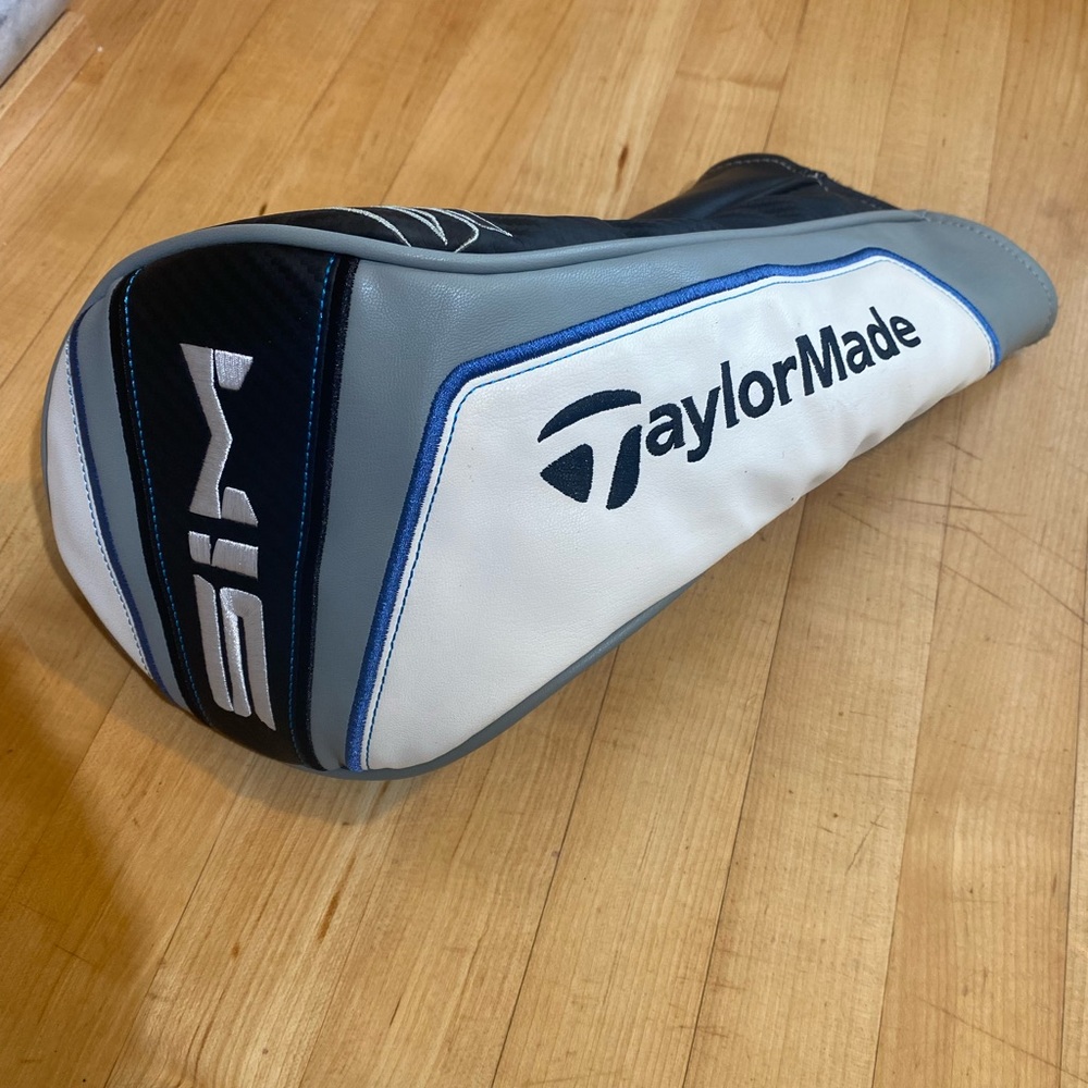 Taylormade Sim Driver Head Cover